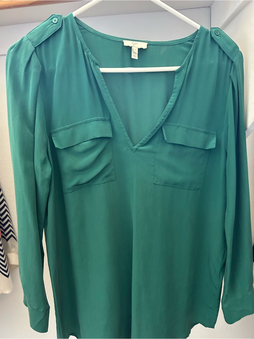 Joie Emerald Green V-Neck Long Sleeve Blouse